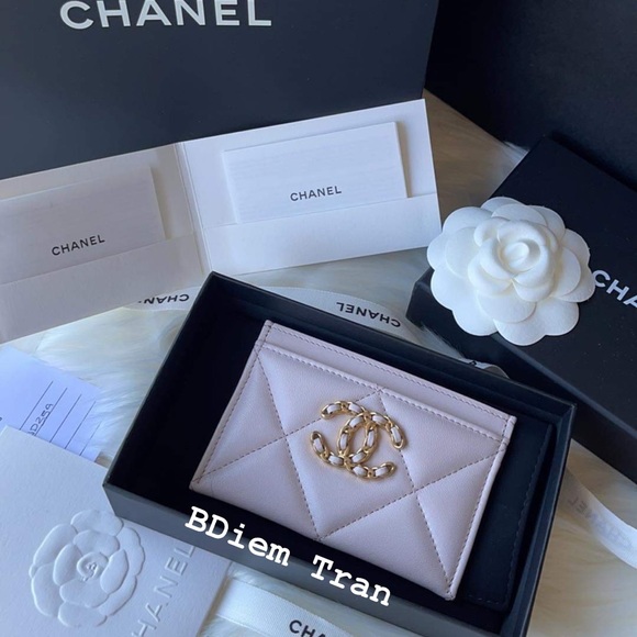 Chanel Cardholder - Picture 2 of 6